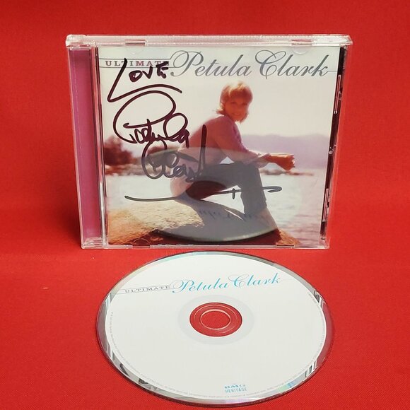 Ultimate Petula Clark CD 2003 Signed - Picture 7 of 8